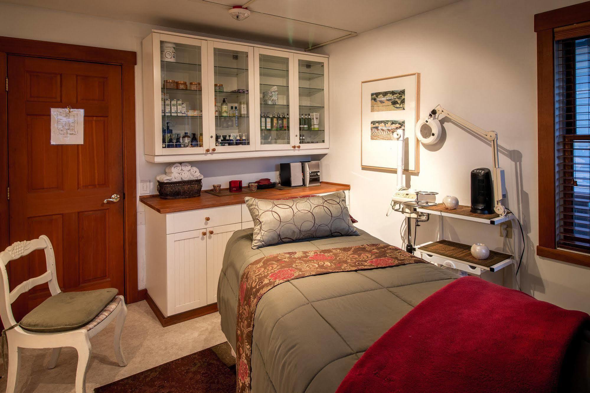 The Heron Inn And Day Spa La Conner Buitenkant foto